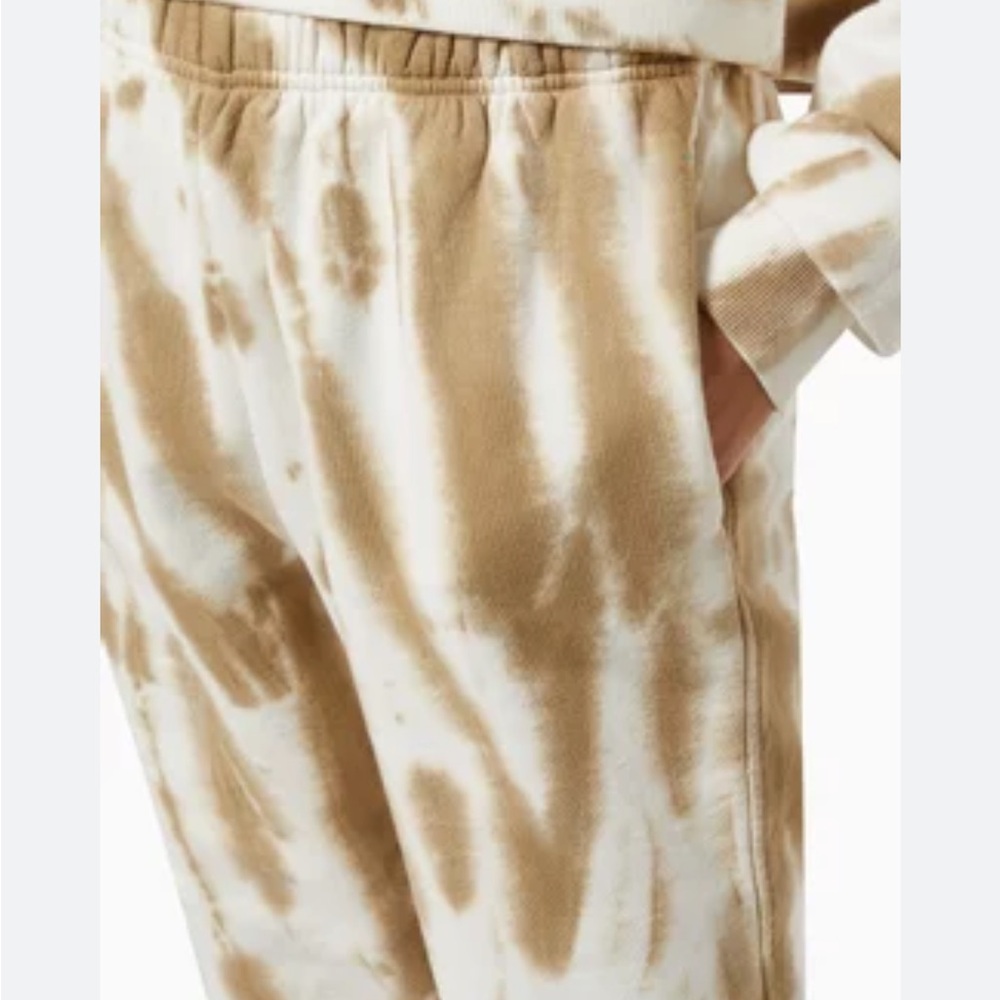 Good American Boyfriend Tye Dye Sweatpants